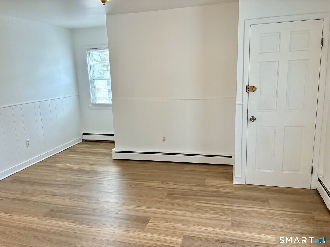 658 Beechmont Ave - Photo 7 of 16