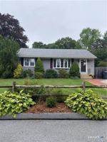 featured image of 8 Overlook Ave