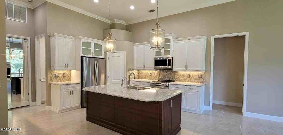 802 Westwood Dr - Photo 5 of 22