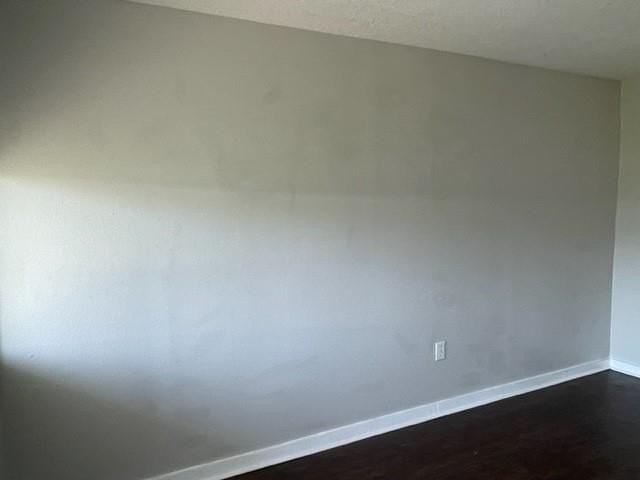 414 Se 7th Ter - Photo 4 of 15