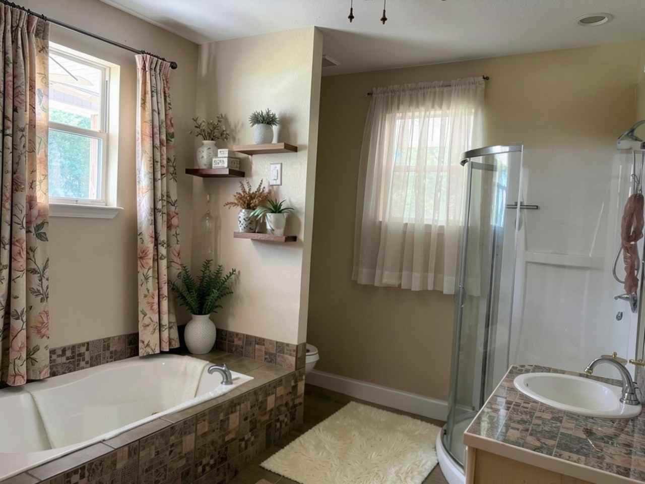480 Country Club Dr - Photo 5 of 5
