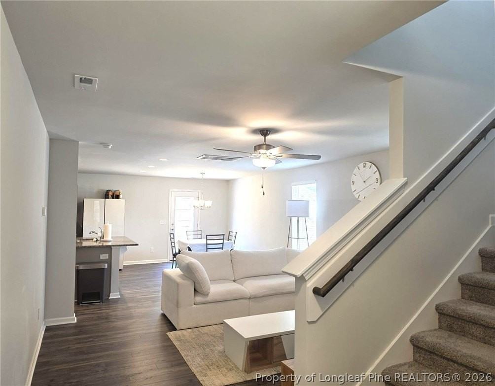 233 Chinook Ln - Photo 5 of 35