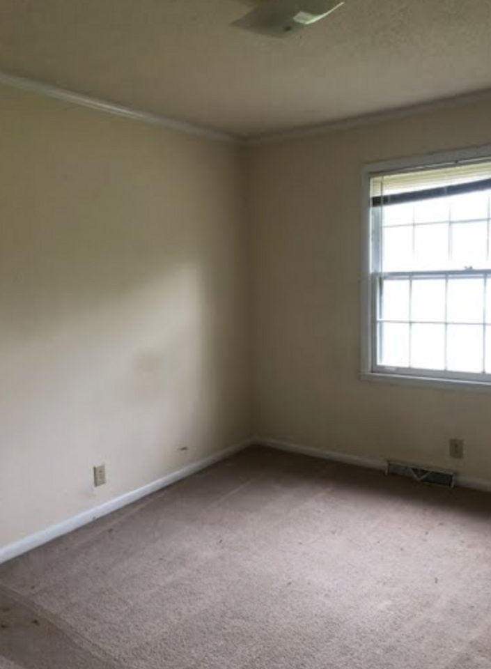 408 Melinda Dr - Photo 6 of 12
