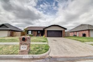 featured image of 928 Sw 11th St