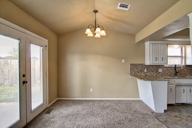928 Sw 11th St - Photo 4 of 15