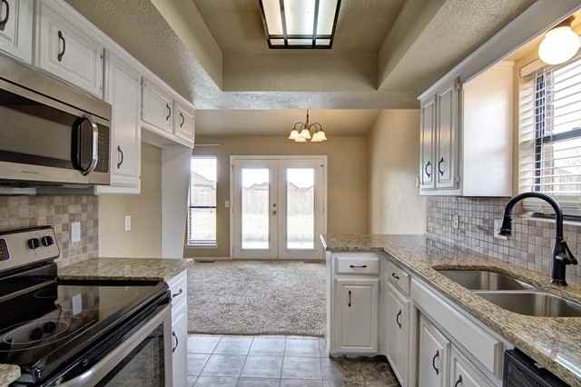 928 Sw 11th St - Photo 6 of 15