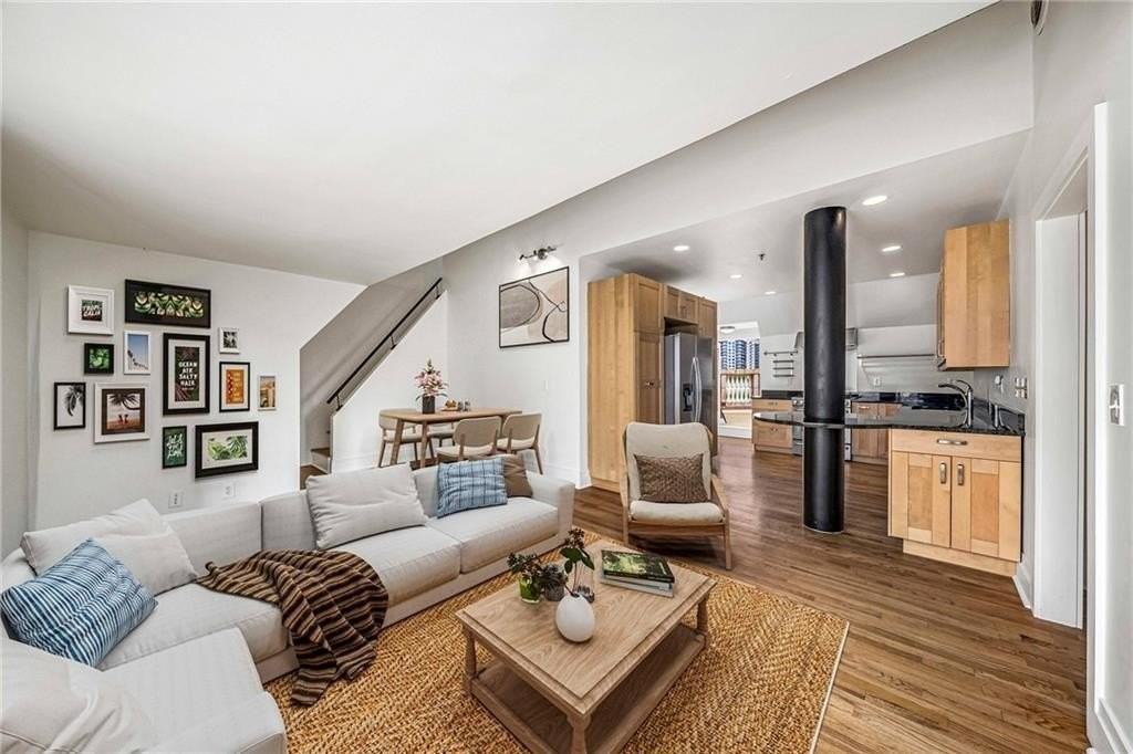 81 Peachtree Pl Ne #PH12 - Photo 7 of 34