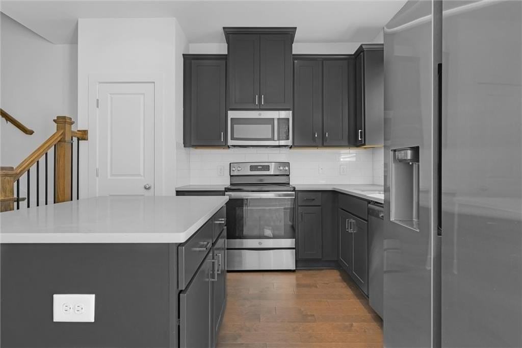6433 Scudders Dr - Photo 2 of 30