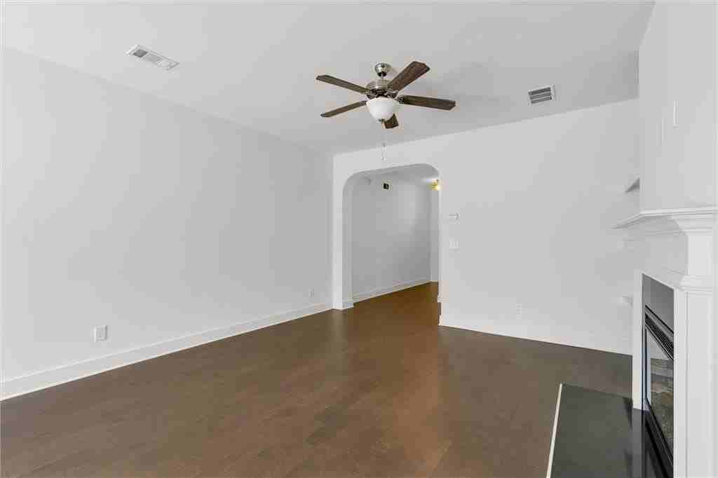 6433 Scudders Dr - Photo 7 of 30