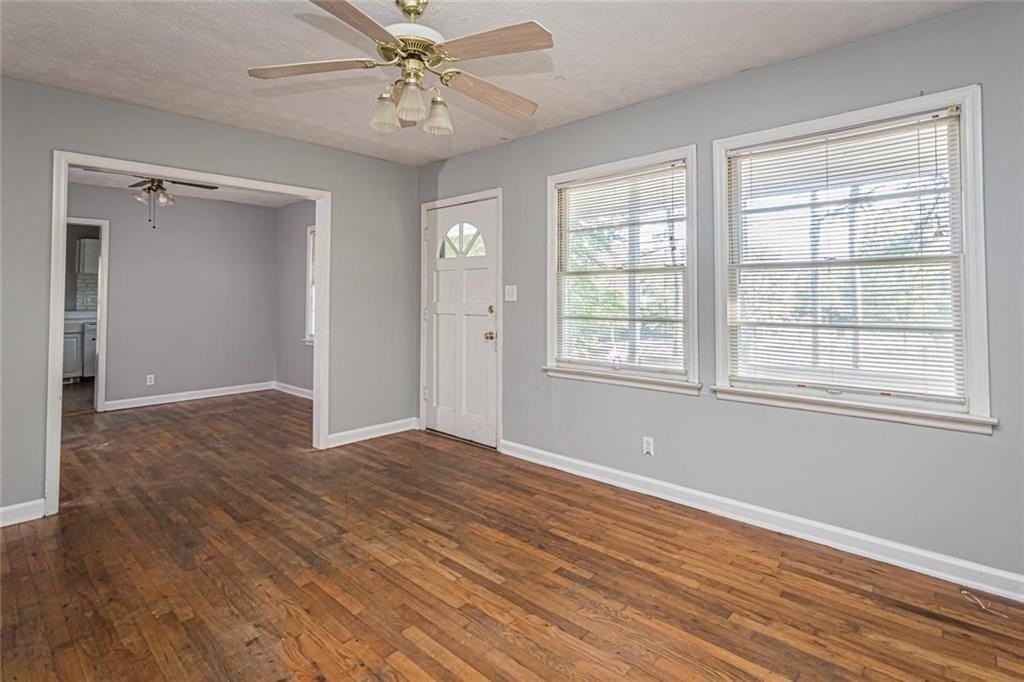 850 Red Barn Rd - Photo 7 of 34