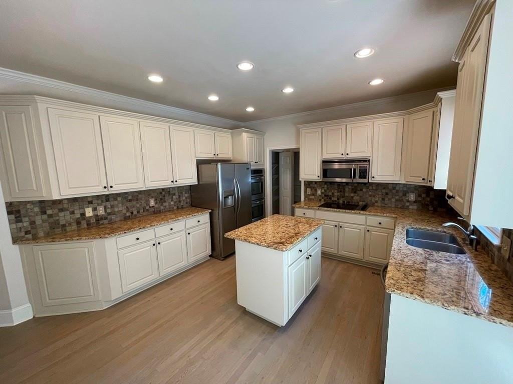 510 Stonebrook Farms Dr - Photo 2 of 50