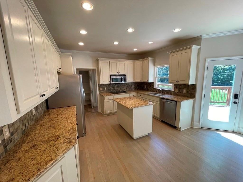 510 Stonebrook Farms Dr - Photo 3 of 50