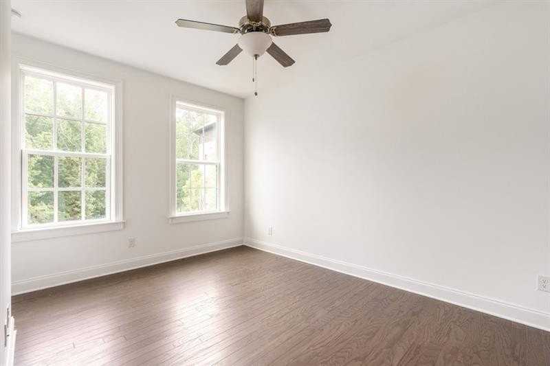 6803 Prelude Dr - Photo 7 of 39