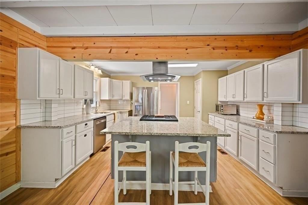 2654 Elsinore St - Photo 6 of 23