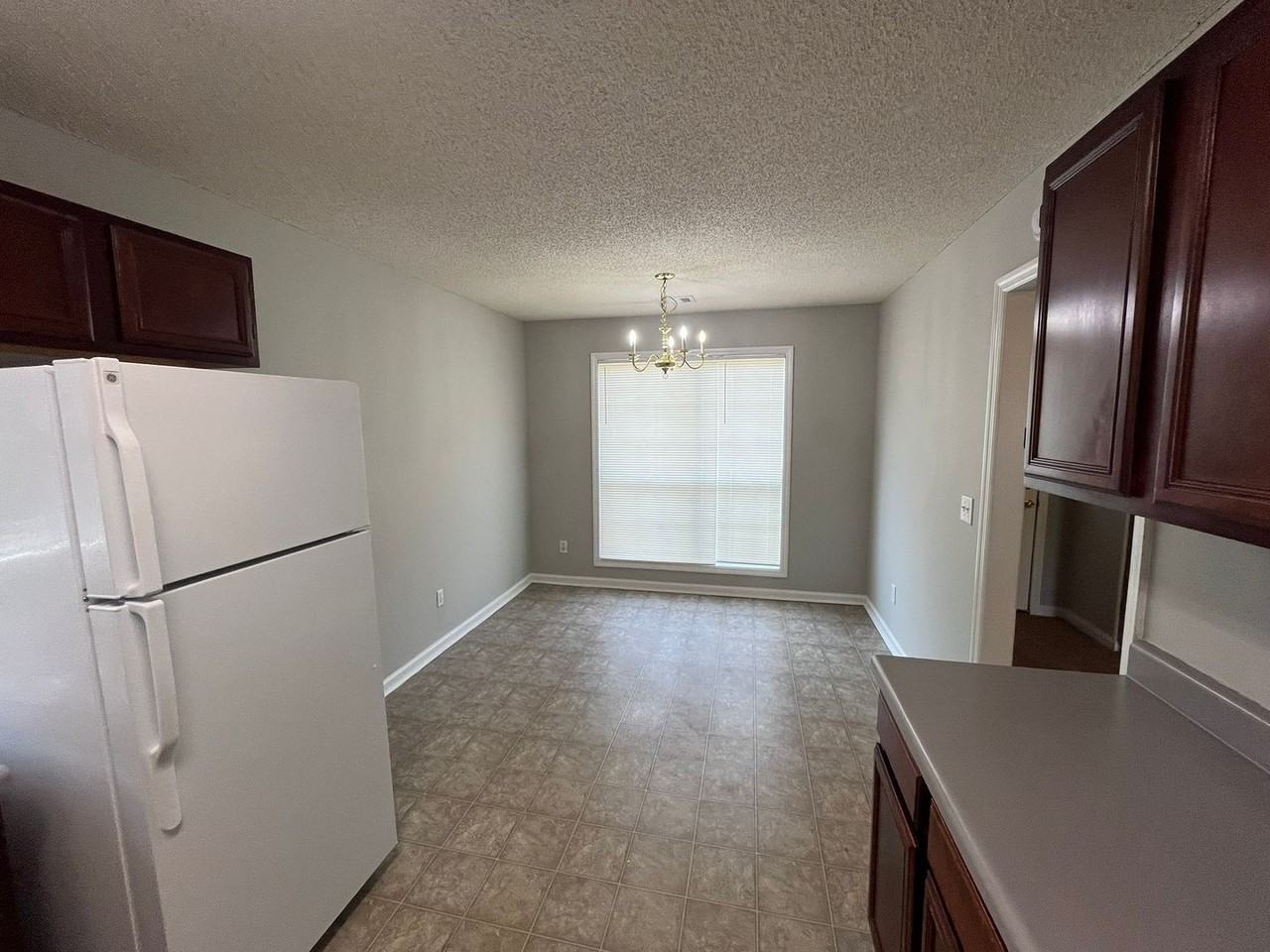 6057 Buxton Dr - Photo 3 of 35