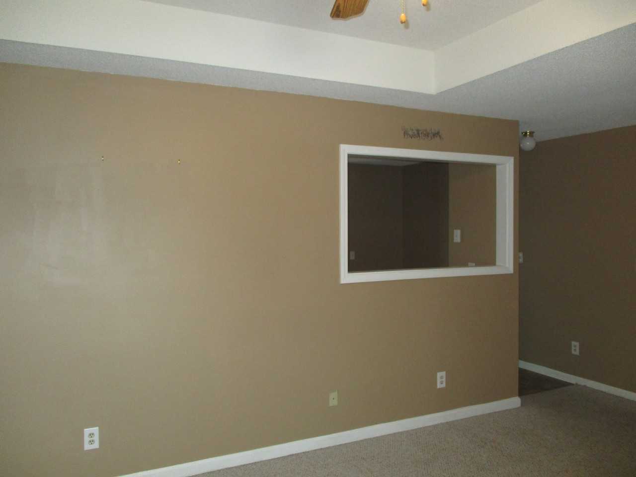 3169 Buckhorn Ct - Photo 3 of 15
