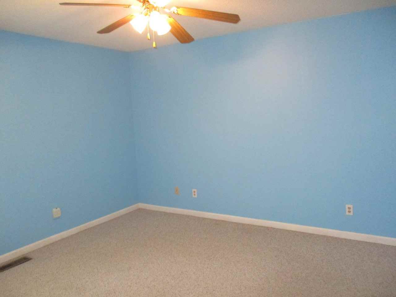 3169 Buckhorn Ct - Photo 7 of 15