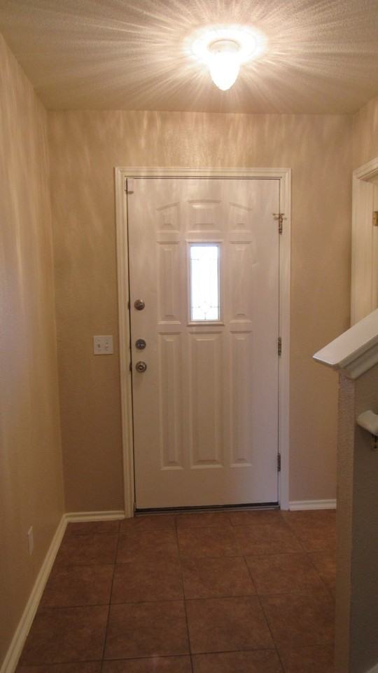 12318 Jamie Dr - Photo 5 of 30