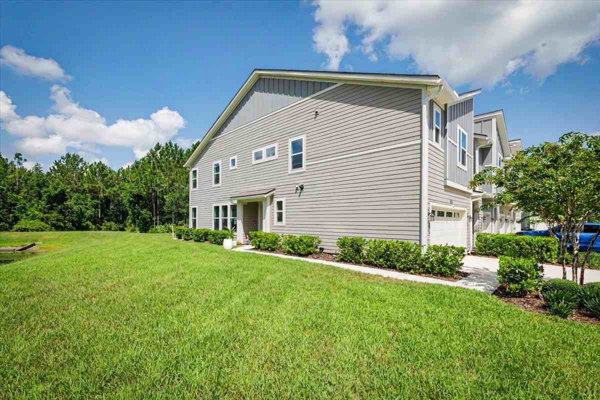 8176 Blue Jay Ln #1 - Photo 3 of 33