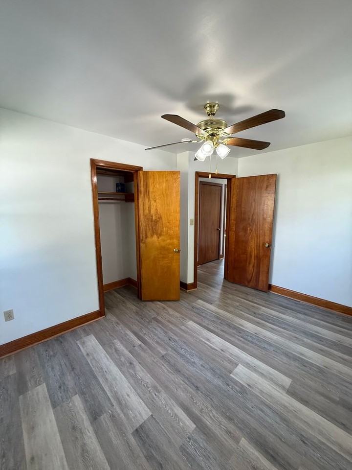 1294 Edenville Rd - Photo 6 of 19