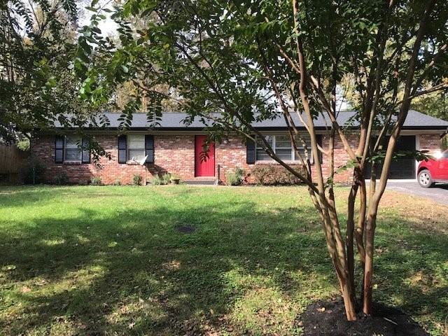 1701 Kemper Ln - Photo 2 of 15