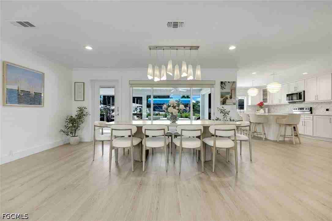 27098 Harbor Dr - Photo 7 of 44