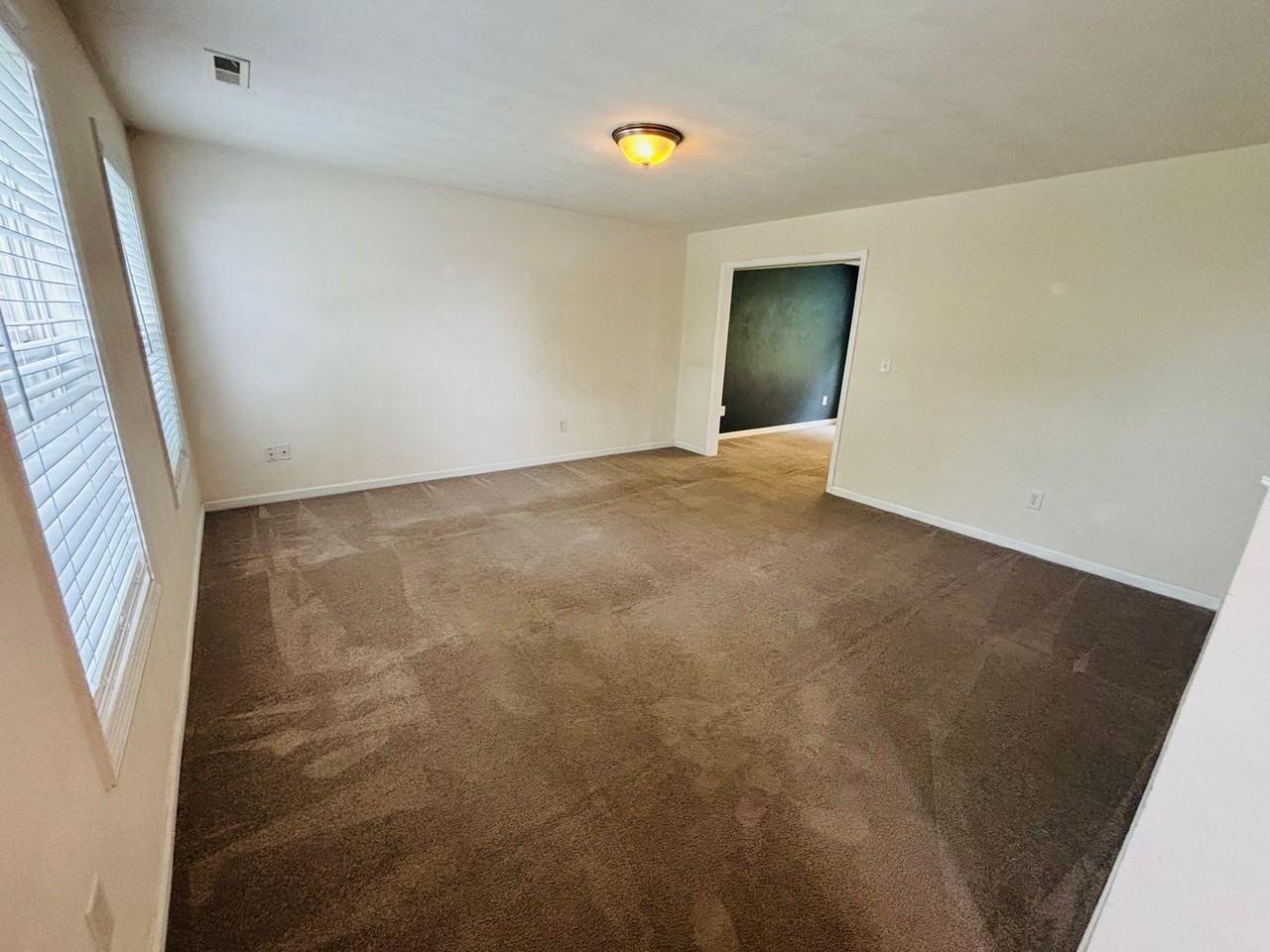 255 Windsor Dr - Photo 2 of 25