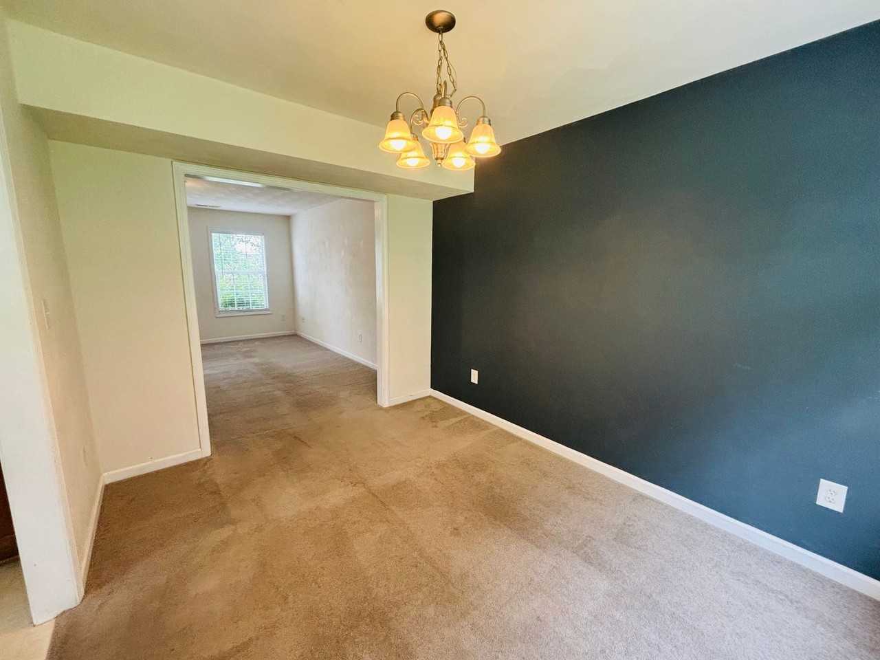 255 Windsor Dr - Photo 7 of 25