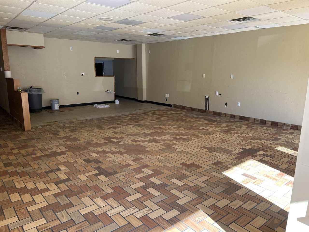 127 S State St - Photo 5 of 16