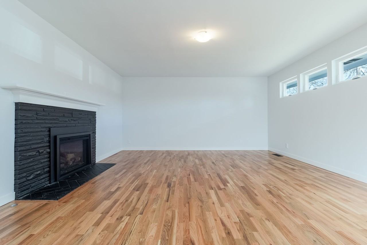1830 Echo Pl - Photo 2 of 28