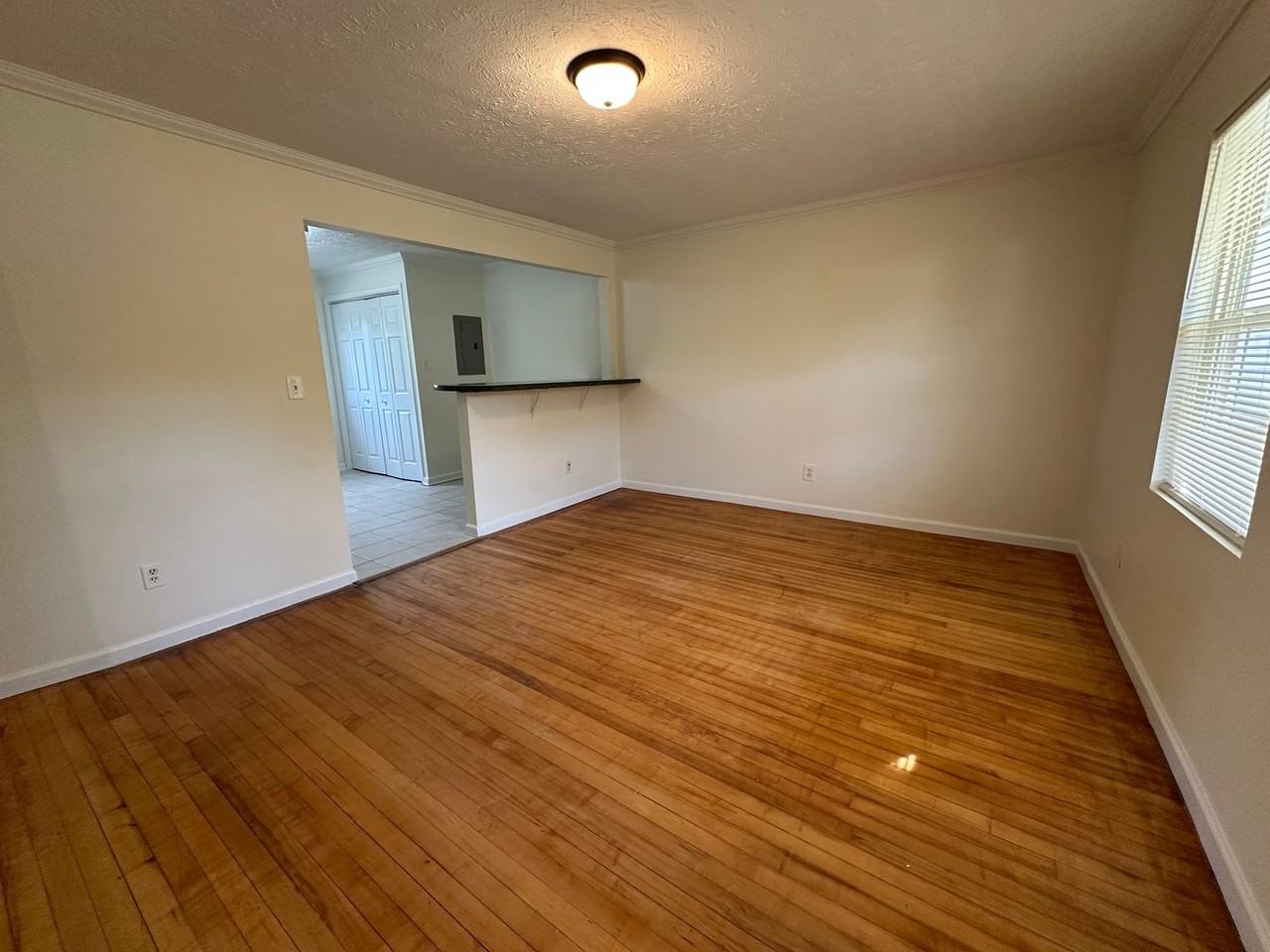 379 Robertsville Rd - Photo 5 of 17