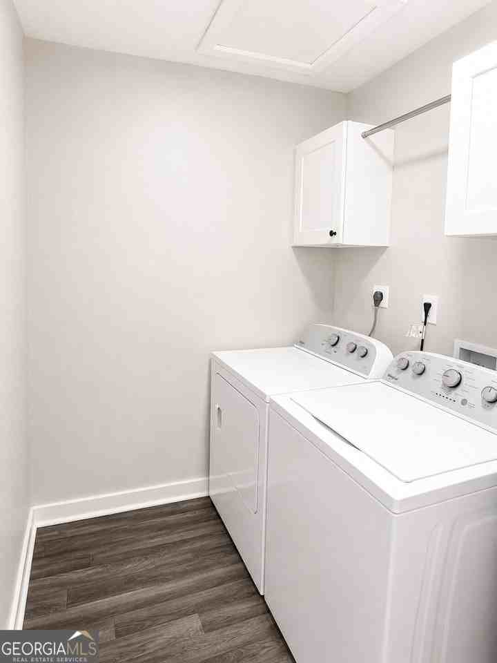100 Summerwood Dr - Photo 4 of 10