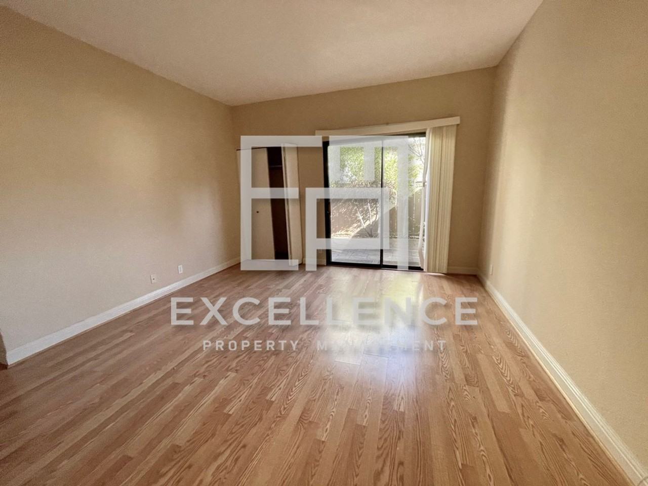 1336 Greenwich Ct - Photo 5 of 14