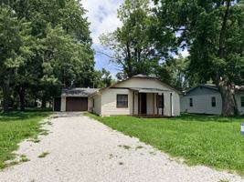 featured image of 1020 E Seventh St