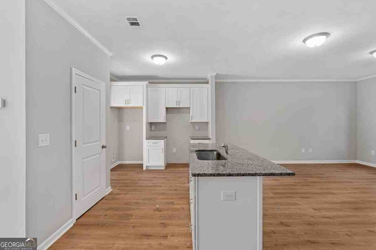 2840 Laurel Ridge Cir - Photo 4 of 29