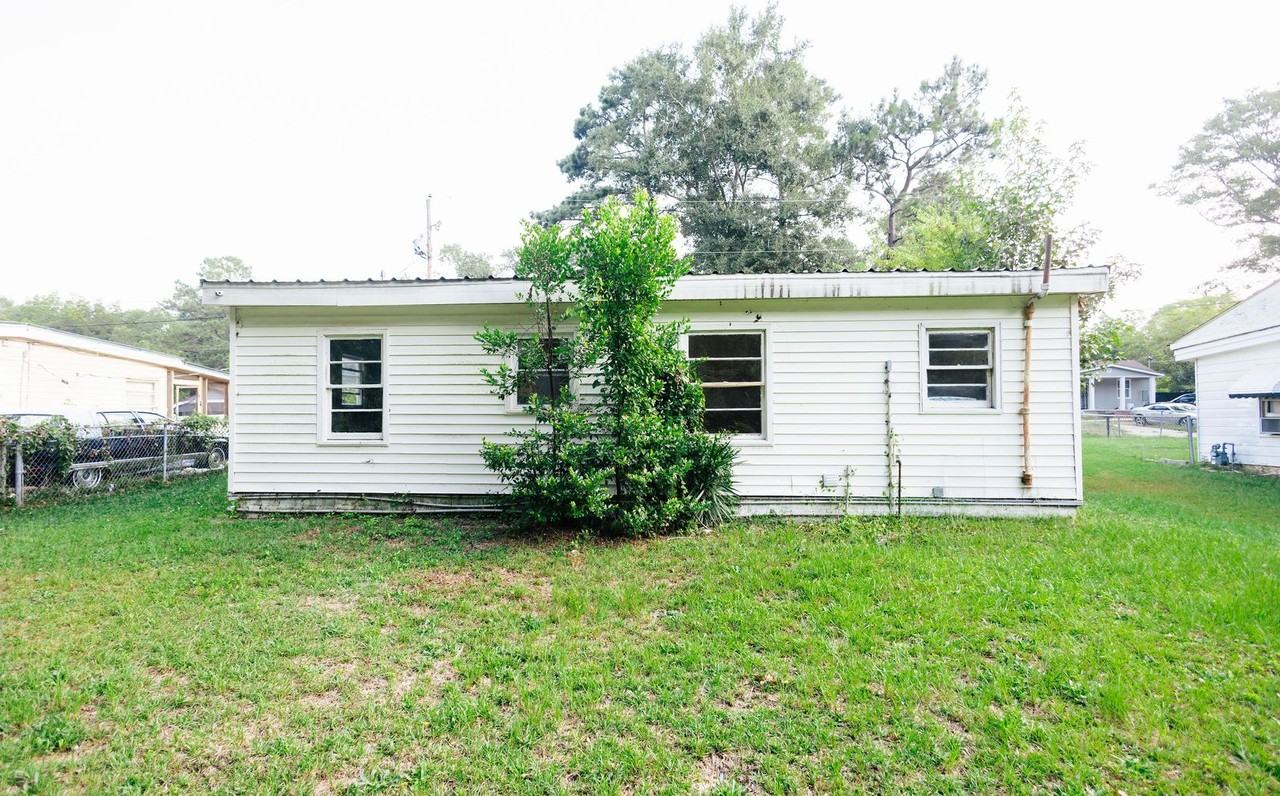 4170 Palace Ave - Photo 4 of 40