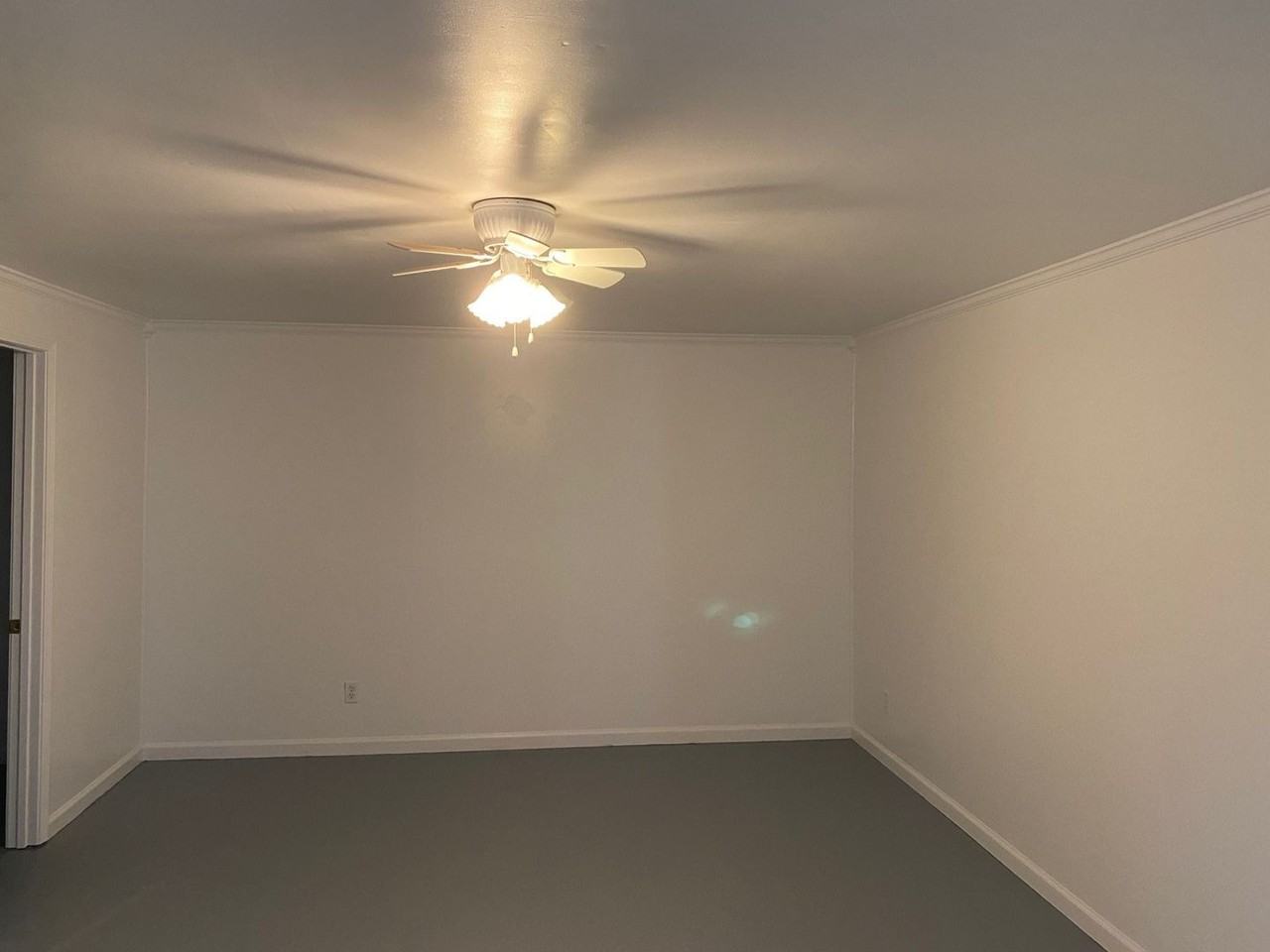 960 Fairground St - Photo 6 of 18