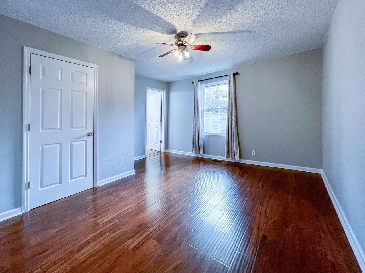 712 Canton Hollow Rd - Photo 5 of 20