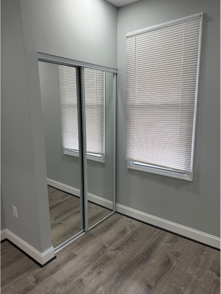 615 N Rosedale - Photo 6 of 32