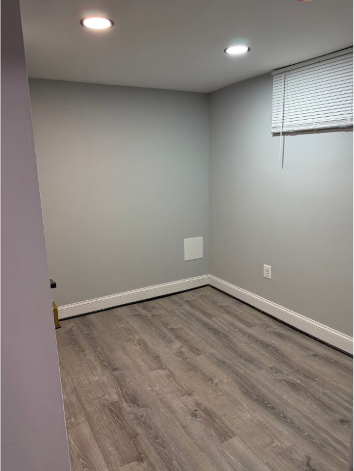 615 N Rosedale - Photo 7 of 32