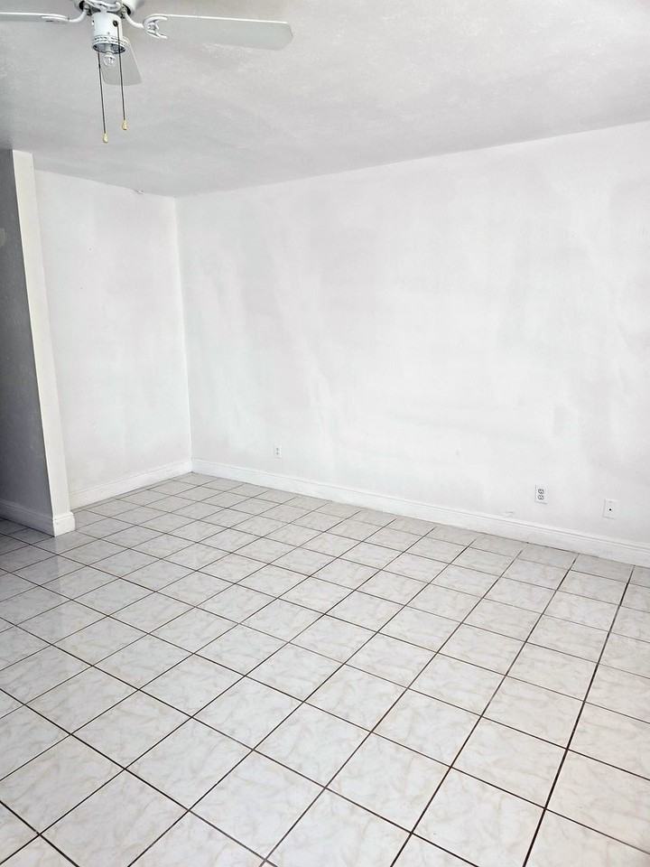 3904 Coronation Ct #402 - Photo 7 of 50