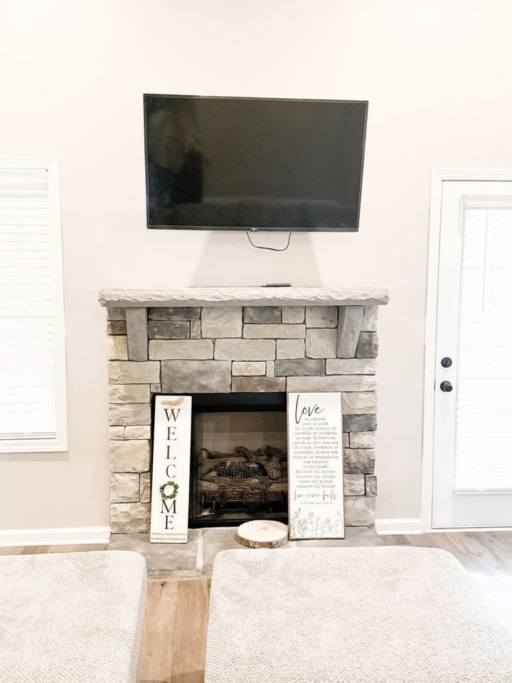 1727 Oak Forest Dr - Photo 4 of 18