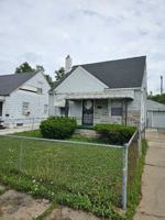 featured image of 3337 S Bassett St