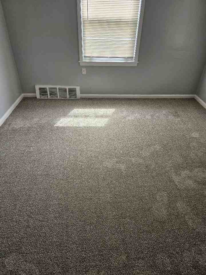 3337 S Bassett St - Photo 3 of 14