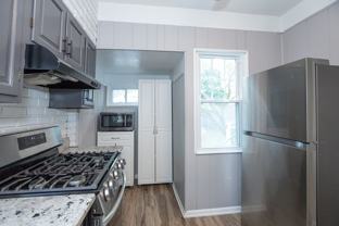 1487 Roycroft Ave - Photo 1 of 1