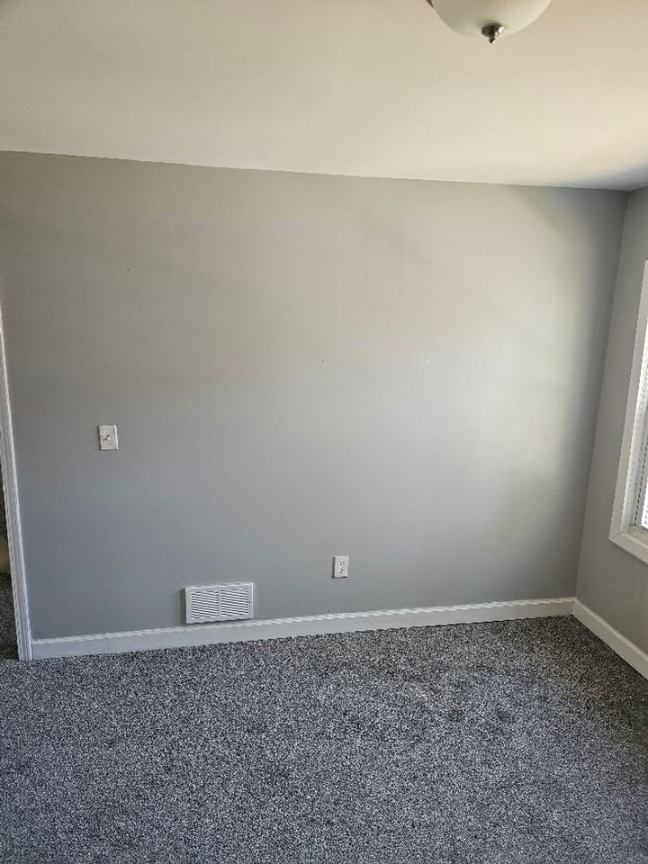 5056 Bewick St - Photo 2 of 13