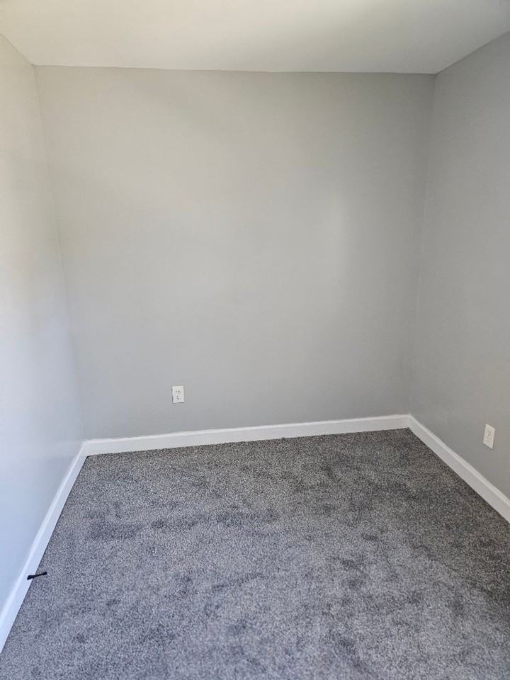 5056 Bewick St - Photo 4 of 13