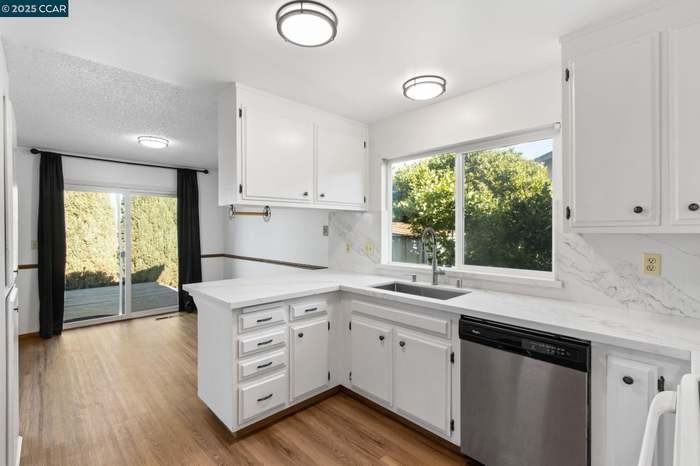 838 Birchwood Drive - Photo 3 of 11
