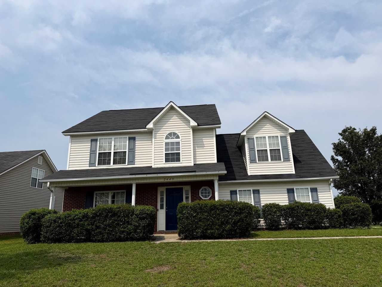 2449 Gray Goose Loop