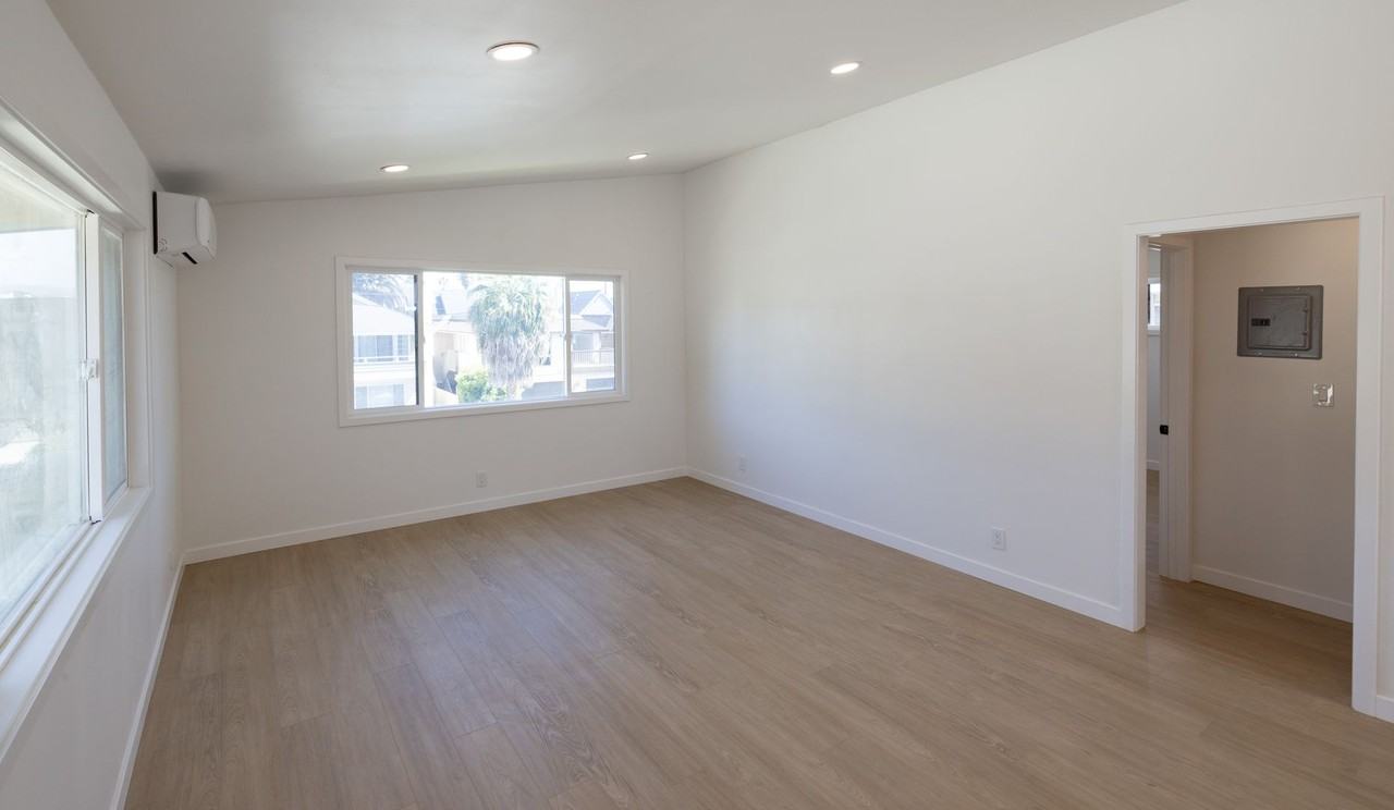 34101 El Encanto Ave - Photo 4 of 17